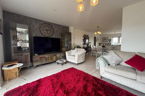 76 Bwlchygwynt, Llanelli, SA15 2AQ