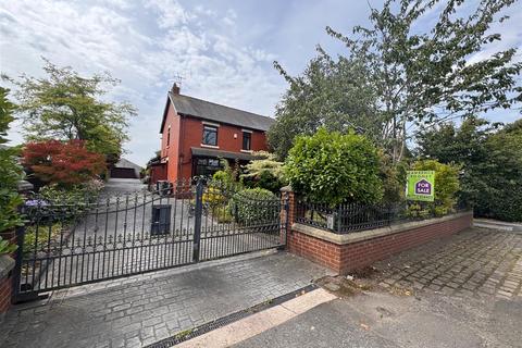 undefined, Gill Lane, Longton