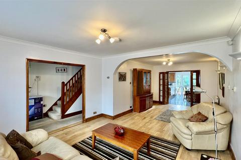 6 bedroom semi-detached house for sale, Ditton Road, Norwood Green UB2