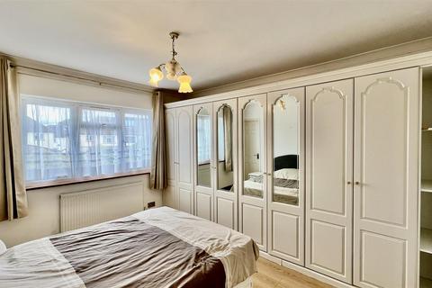 6 bedroom semi-detached house for sale, Ditton Road, Norwood Green UB2