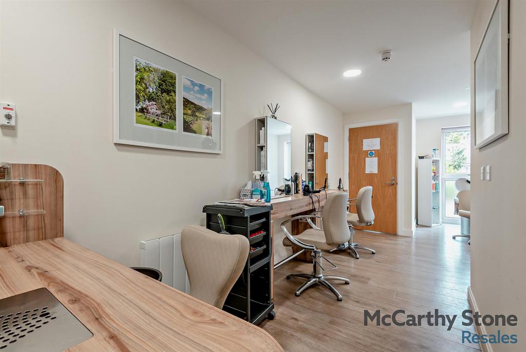 8660553-interior15-800.jpg