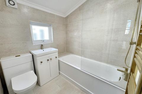 13 Lister Road, London, E11 3DS