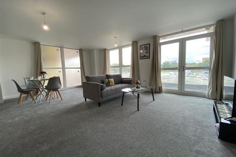 3 bedroom apartment to rent, Adelphi Wharf, Adelphi Street, Salford