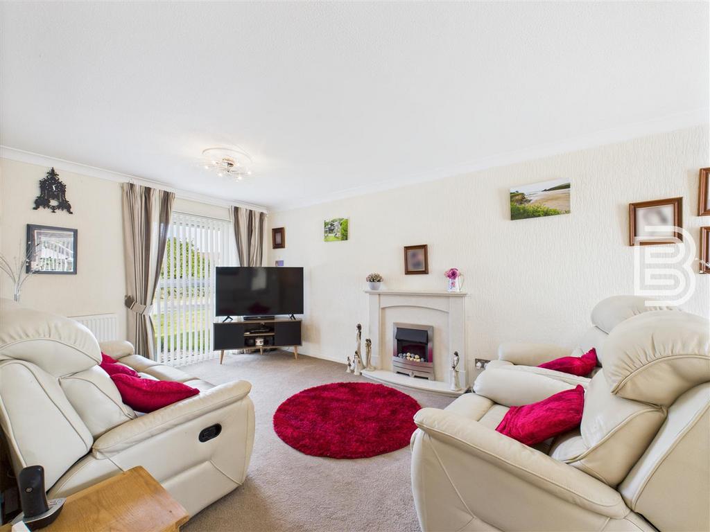 Living Room.jpg