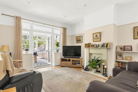 undefined, Southwood Drive, Surbiton KT5