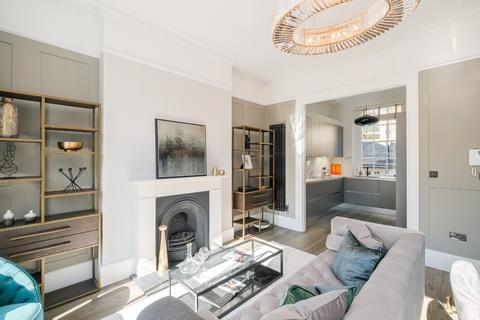 3 bedroom terraced house to rent, Connaught Street, Hyde Park, W2
