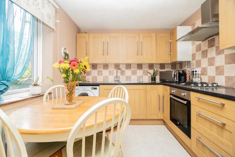 2 bedroom semi-detached house for sale, Calverleigh Crescent, Furzton Milton Keynes, MK4