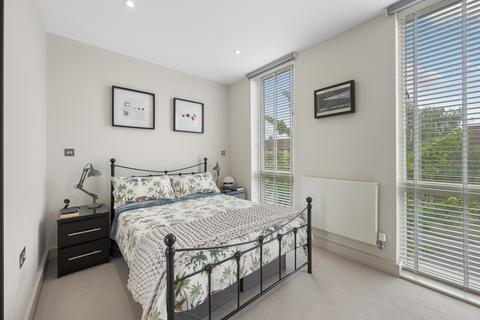 2 bedroom apartment for sale, Wellsborough Mews, Wimbledon SW20