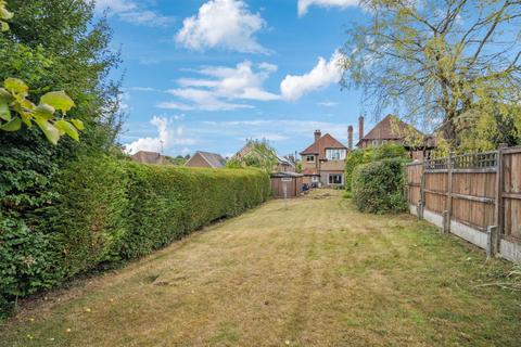 3 bedroom detached house for sale, Lowndes Avenue, Chesham HP5