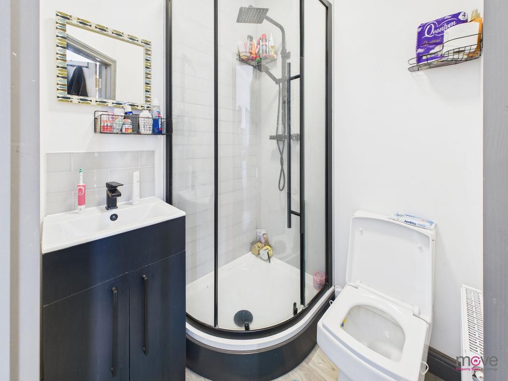 Ensuite