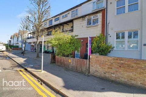 1 bedroom maisonette for sale, Maybank Road, South Woodford