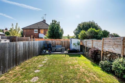 undefined, KINGSTON ROAD, LEATHERHEAD, KT22