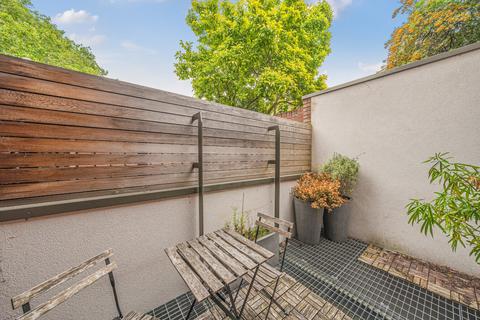 2 bedroom maisonette for sale, Pirbright Road, Southfields, London, SW18