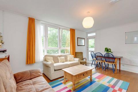 4 bedroom flat to rent, St. Luke's Estate, London EC1V