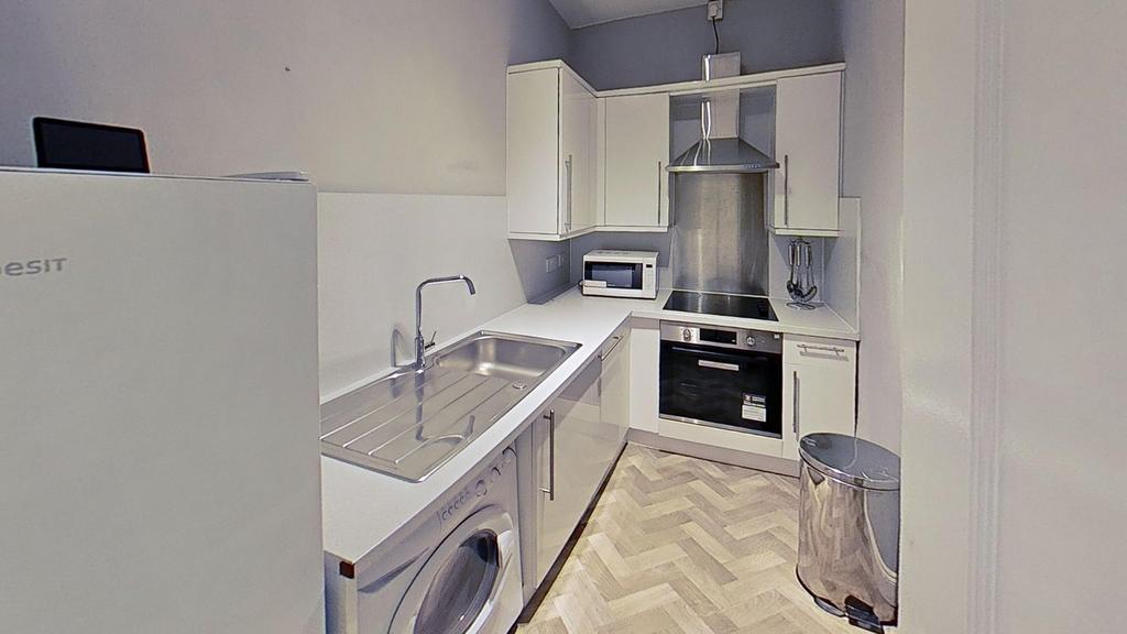 Apartment in Edinburgh - View 2