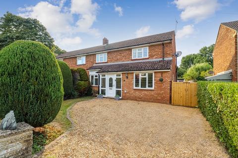 3 bedroom semi-detached house for sale, Croft Meadow, Chipperfield, WD4