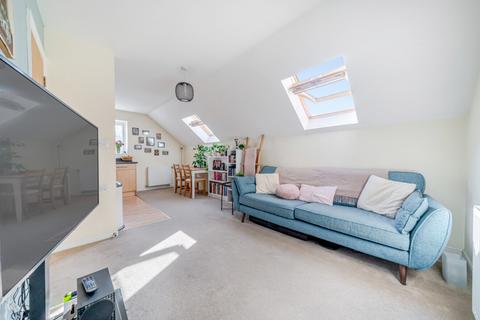 1 bedroom flat for sale, Brosse Way, Bromley, London, BR2