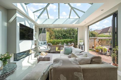 30 Hanks Close, Malmesbury, SN16 9UA