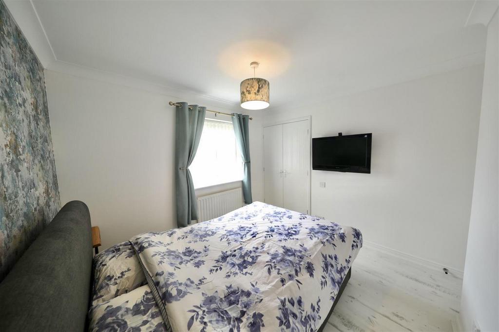 Image 13-08-2025 at 18.46 (4).jpg