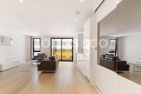undefined, Kensington Apartments, Commercial Road, Aldgate, E1