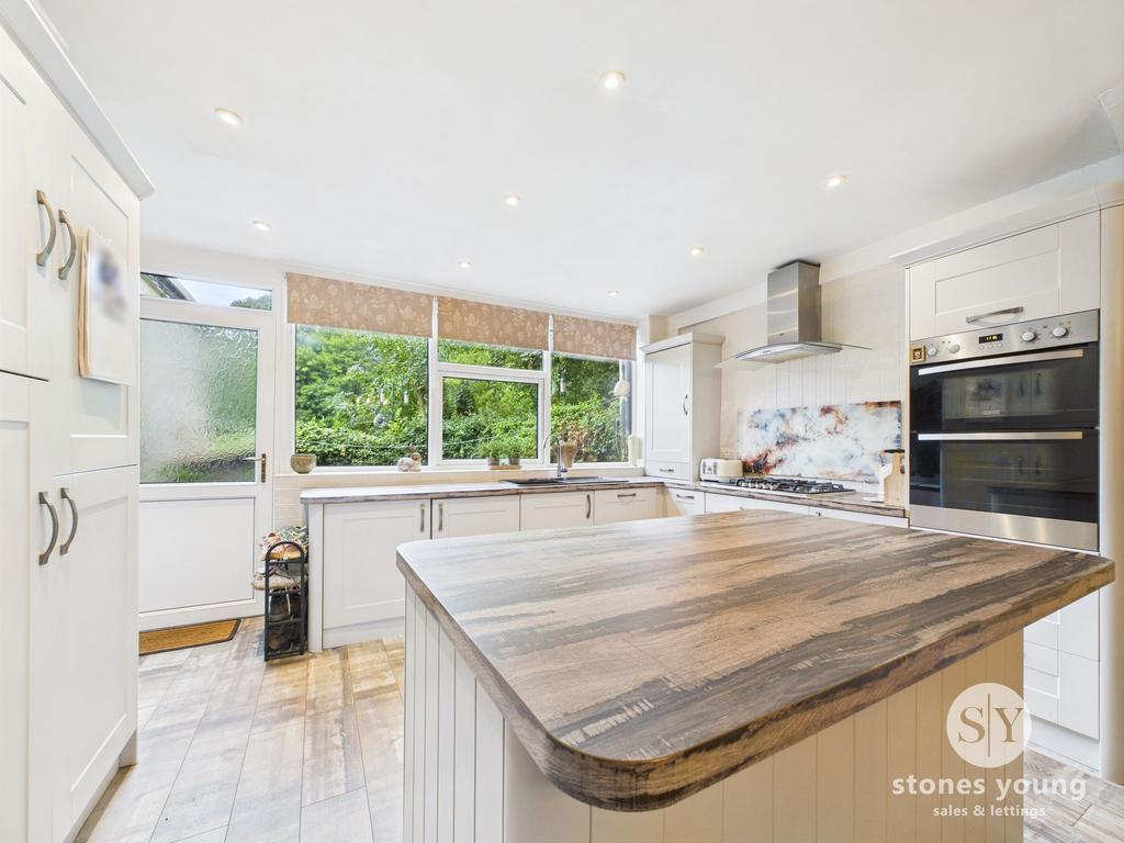 Kitchen / Diner