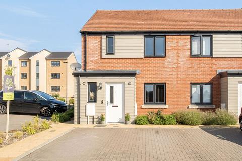 14 Bloxham Close, Basingstoke, RG24 9YS