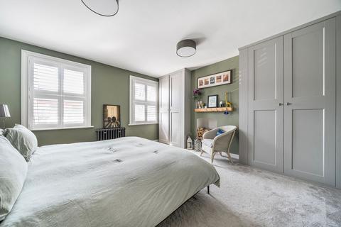 18 Albert Street, Windsor, SL4 5BU