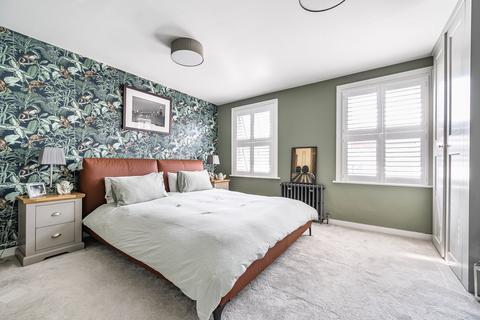 18 Albert Street, Windsor, SL4 5BU