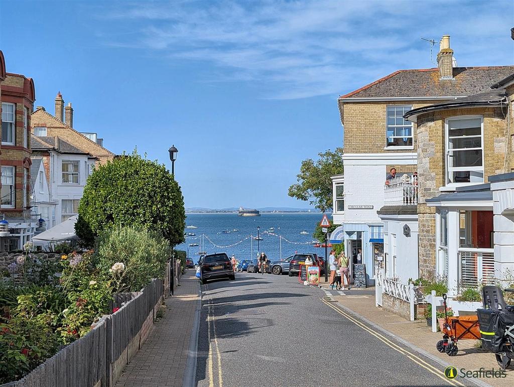 Seaview High Street