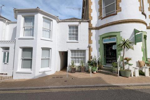 2 bedroom house for sale, High Street, Seaview, PO34 5EU