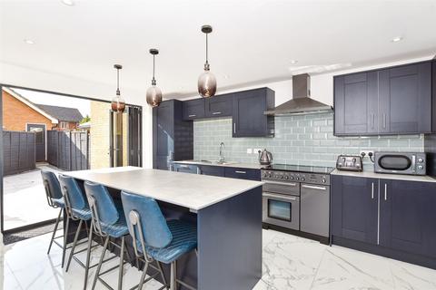 4 bedroom terraced house for sale, Furfield Chase, Boughton Monchelsea, Maidstone, Kent