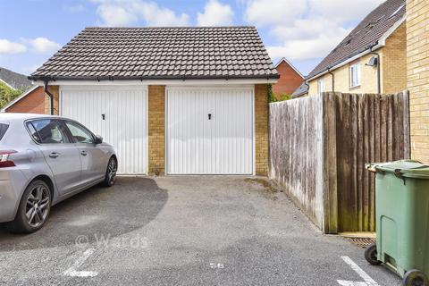 undefined, Furfield Chase, Maidstone ME17