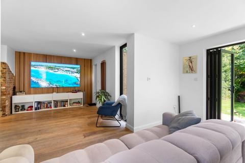 3 bedroom cottage for sale, Farm Cottage, Radlett