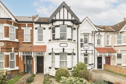 Boston Road, London W7