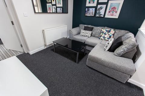 1 bedroom in a house share to rent, Adelaide Road, L7 8SQ,