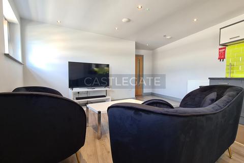 3 bedroom flat share to rent, Dundas Works, Dundas Street, Huddersfield, HD1 2HE