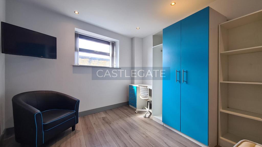 Flat 13, Room 1, Dundas Works, 15-17 Dundas Street