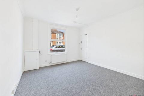 36 Howard Street, Gloucester, GL1 4US