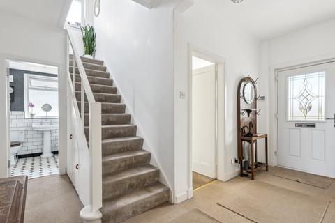 44 Beechlands Drive, Clarkston, Glasgow, G76 7XB