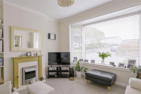 44 Beechlands Drive, Clarkston, Glasgow, G76 7XB