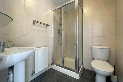 undefined, Battersea Park Road, Battersea, SW11