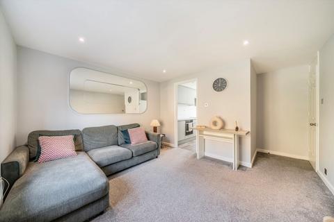 2 bedroom flat for sale, Waterman Way, London E1W