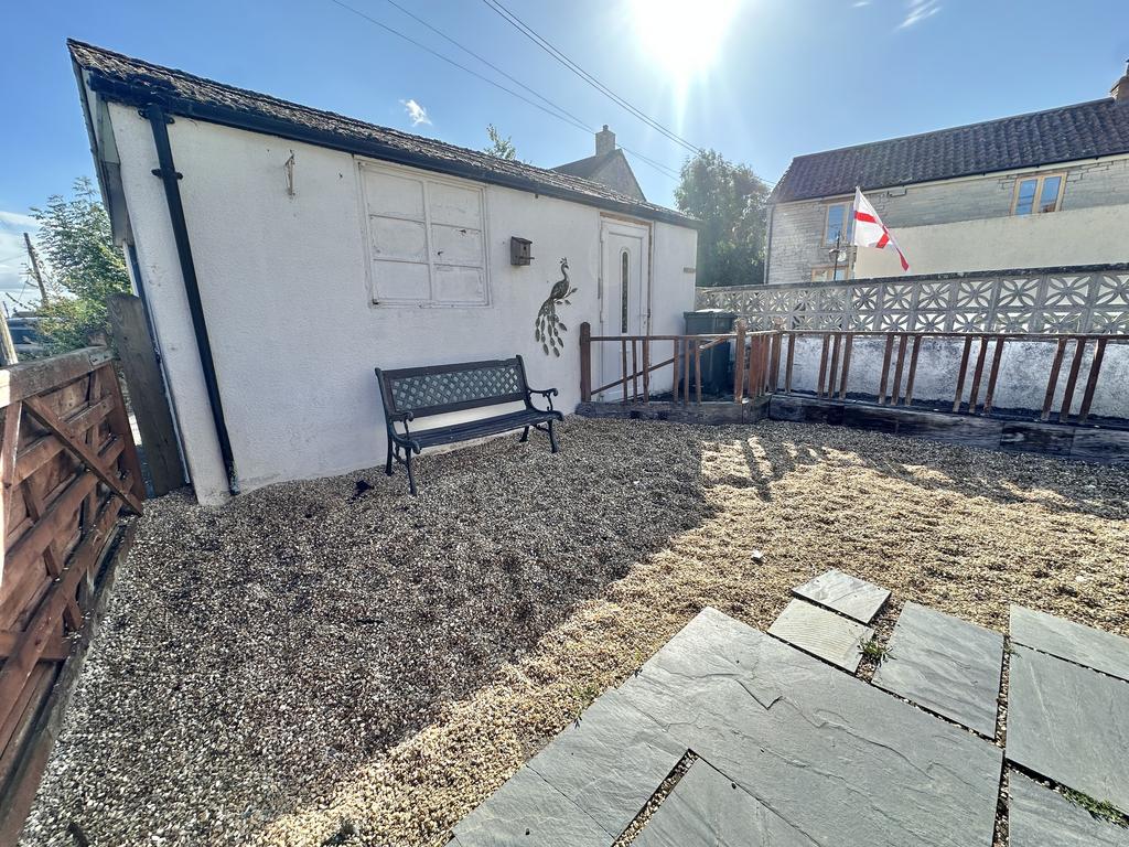 Garden/Parking
