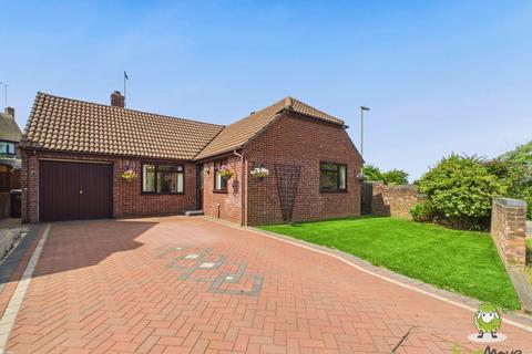 3 bedroom detached bungalow for sale, LAMBS ROW, LYCHPIT, BASINGSTOKE, HAMPSHIRE, RG24