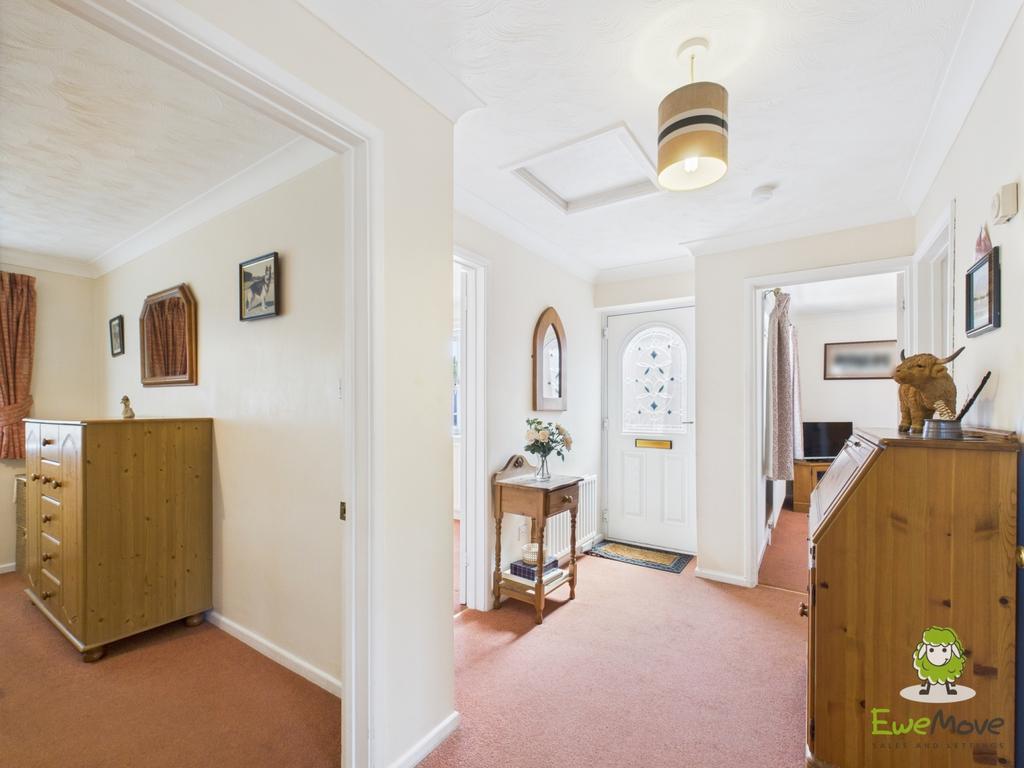 Ewe Move Estate Agents Basingstoke - 14 Lambs Row