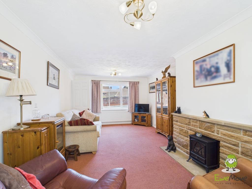 Ewe Move Estate Agents Basingstoke - 14 Lambs Row