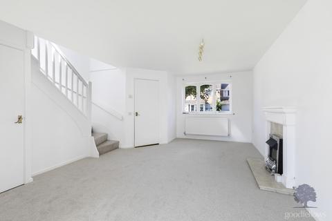 3 bedroom end of terrace house to rent, Heathfield Drive, Mitcham CR4