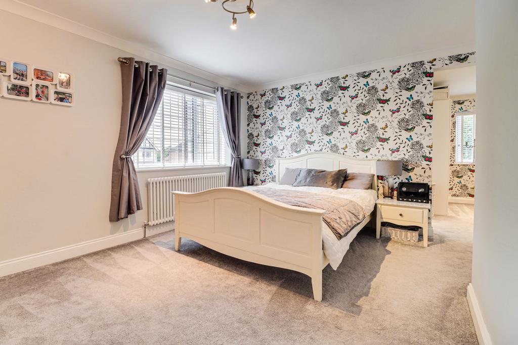 Principal bedroom