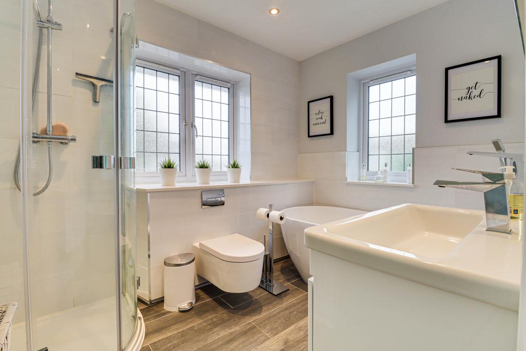 Ensuite