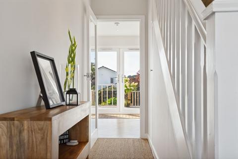 21 Glen Drive, Helensburgh, G84 9BJ